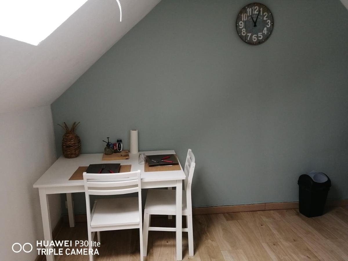 Studio Grand Lit 160 Tout Equipe Wifi Льо Крезо Екстериор снимка