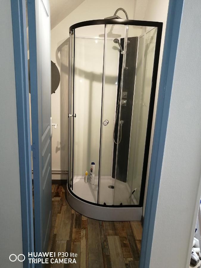 Studio Grand Lit 160 Tout Equipe Wifi Льо Крезо Екстериор снимка